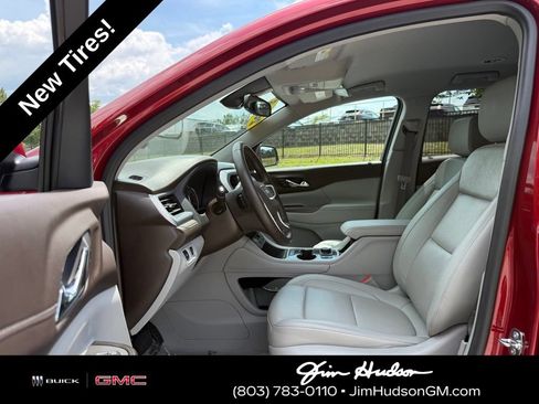 Used 2023 GMC Acadia SLT FWD image 23