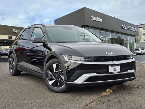 New 2025 Hyundai Ioniq 5 SEL image 1