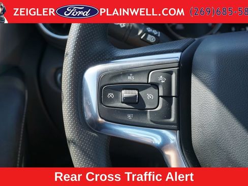 Used 2023 Chevrolet Blazer LT w/ Convenience Package FWD image 25
