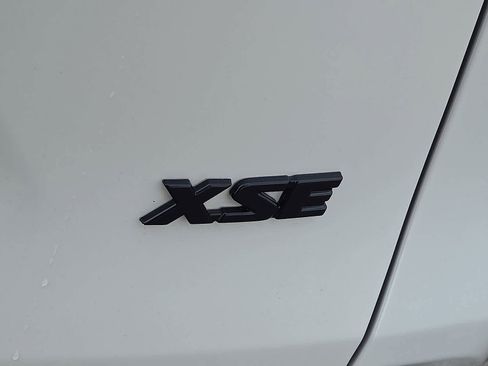 Certified 2022 Toyota RAV4 XSE image 32