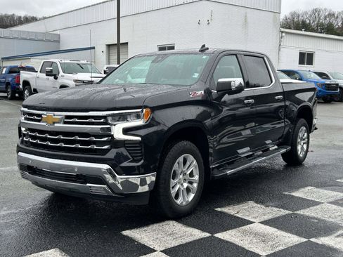 Used 2024 Chevrolet Silverado 1500 LTZ image 7