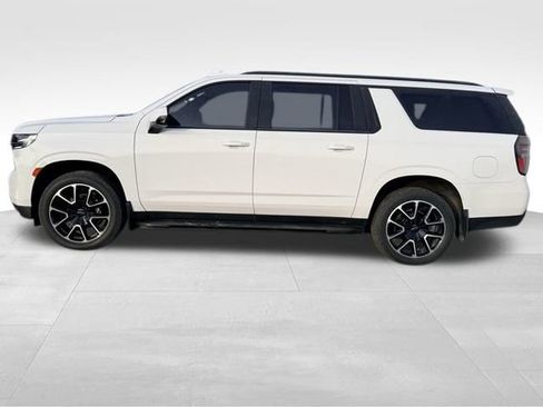 Certified 2022 Chevrolet Suburban RST w/ Luxury Package image 2