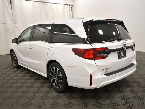 New 2026 Honda Odyssey Elite image 5