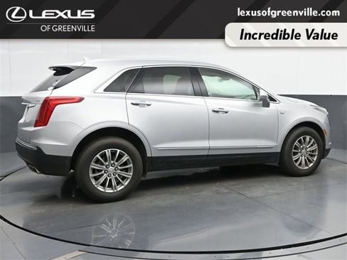 Used 2017 Cadillac XT5 Luxury w/ Driver Awareness Package image 8