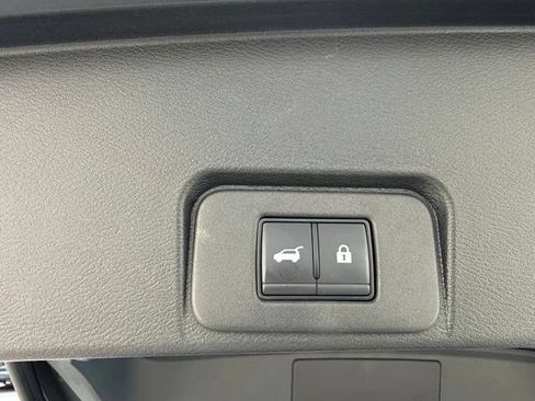 Used 2023 Nissan Rogue Platinum w/ Platinum Premium Package AWD/4WD image 27