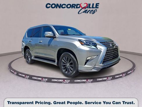 Used 2023 Lexus GX 460 Premium w/ Accessory Package AWD/4WD image 1