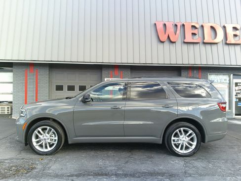 Used 2024 Dodge Durango GT image 3