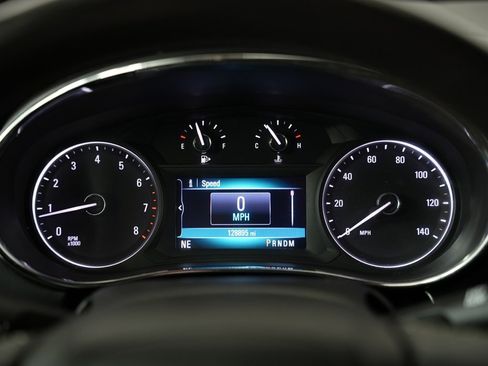 Used 2019 Buick Encore Preferred image 16