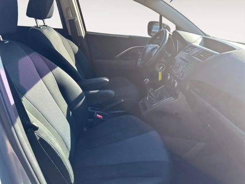 Used 2013 MAZDA MAZDA5 Sport image 11