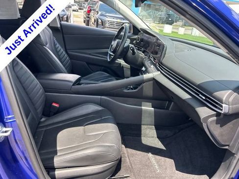 Used 2024 Hyundai Elantra Limited FWD image 31