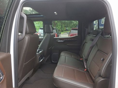 Certified 2023 GMC Sierra 1500 Denali w/ Denali Reserve Package image 10