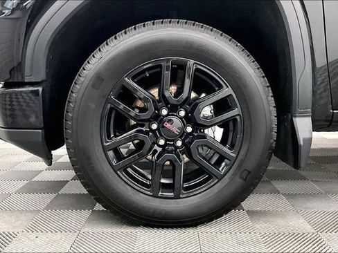 Used 2024 GMC Sierra 1500 Pro w/ Graphite Edition AWD/4WD image 9