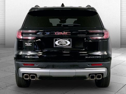 Used 2026 GMC Acadia Elevation w/ Elevation Premium Package FWD image 3