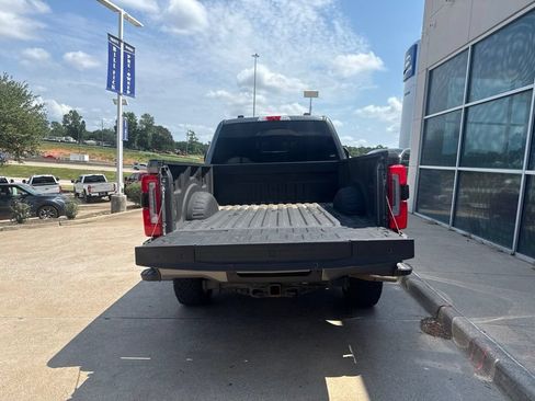 Used 2024 Ford F350 Platinum w/ Tremor Off-Road Package AWD/4WD image 7