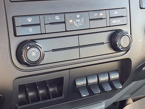 Used 2015 Ford F350 XL w/ Power Equipment Group image 5