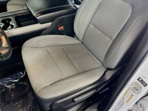Used 2023 RAM 1500 Big Horn AWD/4WD image 18