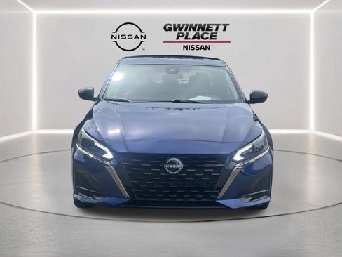 Used 2024 Nissan Altima 2.5 SR FWD image 27