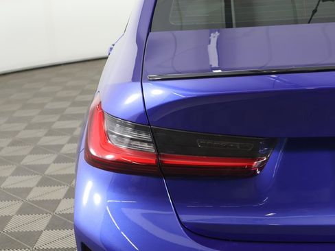 Used 2023 BMW 330i xDrive Sedan w/ M Sport Package image 17