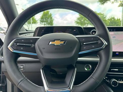 New 2026 Chevrolet Traverse LT w/ LPO, Floor Liner Package FWD image 25