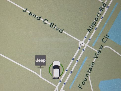 Used 2020 Jeep Grand Cherokee Laredo w/ Laredo X Package image 22