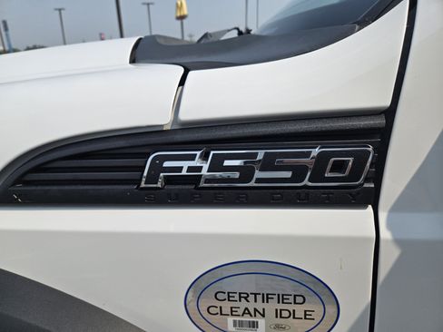 Used 2012 Ford F550 4x4 Regular Cab Super Duty w/ PWR Equipment Group image 7
