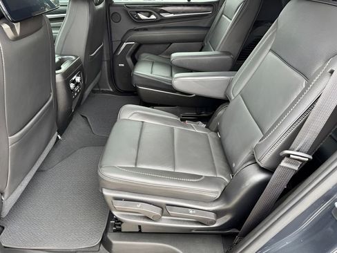 Used 2021 GMC Yukon Denali w/ Denali Ultimate Package AWD/4WD image 22