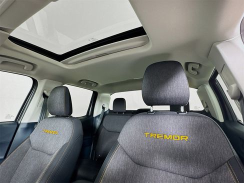 Used 2024 Ford Maverick Tremor w/ Tremor Off-Road Package image 23