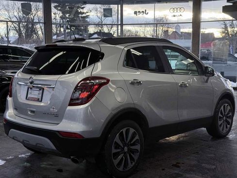 Used 2019 Buick Encore Essence image 8