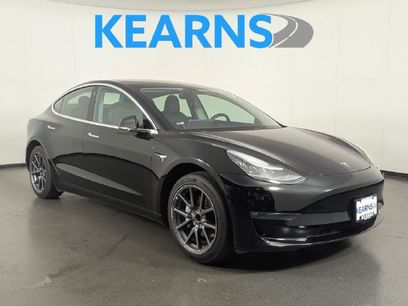 Used 2019 Tesla Model 3 Standard Range Plus