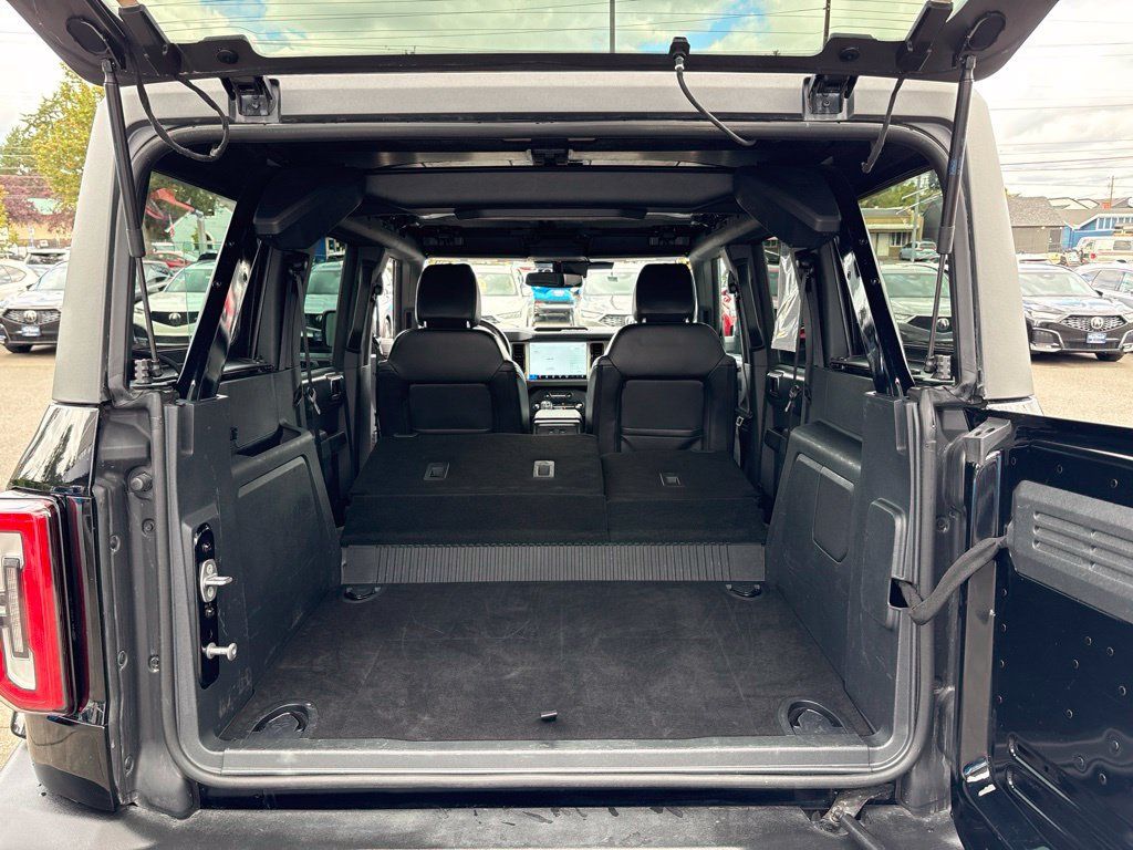 Used 2025 Ford Bronco Outer Banks AWD/4WD image 31