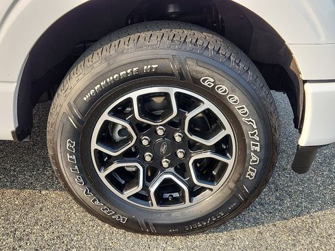 Certified 2021 Ford F150 Lariat AWD/4WD image 8