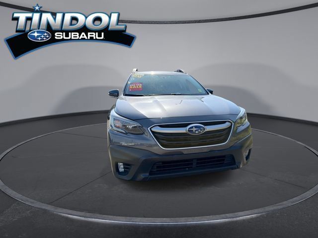 Used 2020 Subaru Outback Premium AWD/4WD image 2