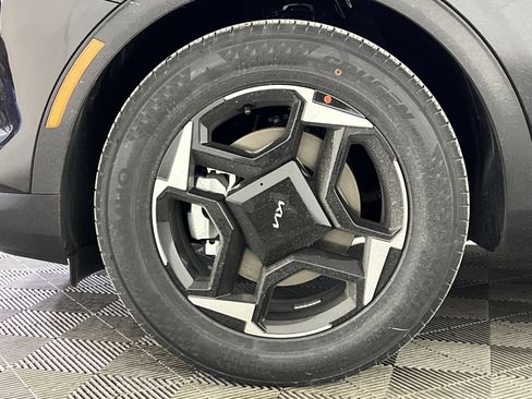 New 2026 Kia Sportage EX image 10