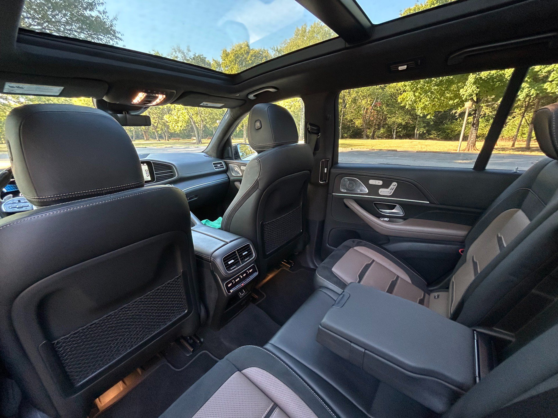 Used 2021 Mercedes-Benz GLS 63 AMG 4MATIC image 27