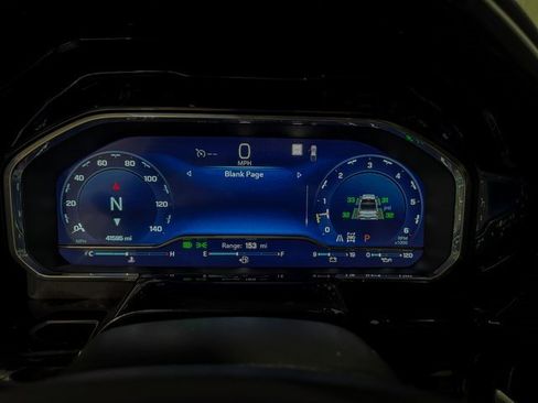 Used 2022 Chevrolet Silverado 1500 High Country image 11