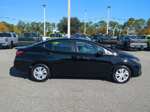 Certified 2025 Nissan Versa S w/ Trunk Package image 3