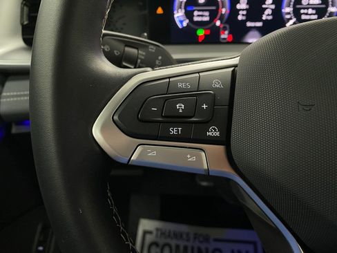 Certified 2026 Volkswagen Tiguan SE AWD/4WD image 15