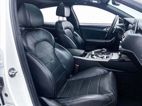 Used 2020 Kia Stinger GT2 image 34