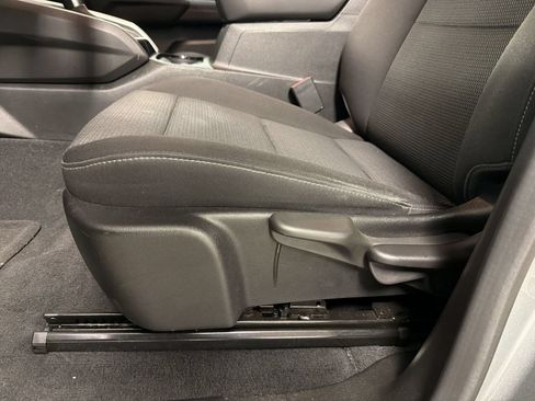 Used 2024 Chevrolet Colorado LT w/ LT Convenience Package RWD image 14