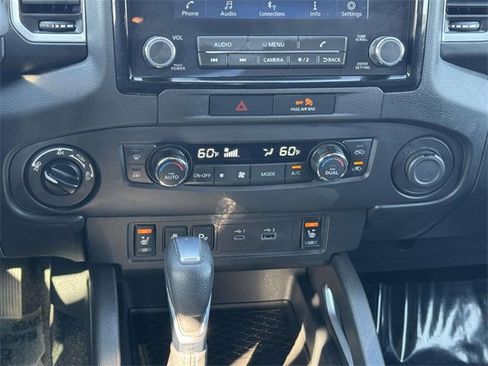 Used 2023 Nissan Frontier SV w/ SV Convenience Package image 15