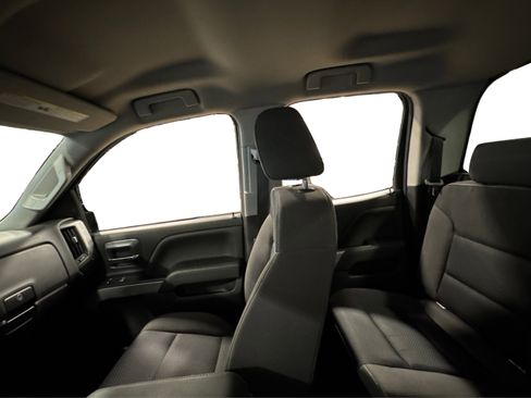 Used 2018 Chevrolet Silverado 1500 LT w/ Redline Edition image 37