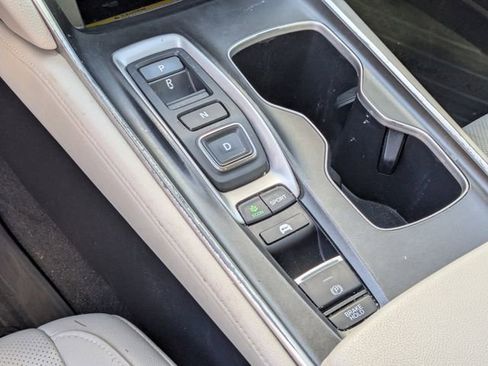 Used 2020 Honda Accord Touring image 23
