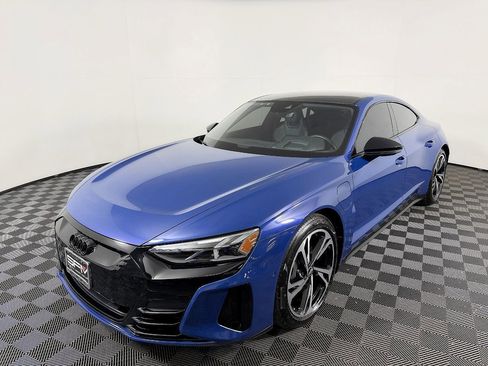 Used 2022 Audi e-tron GT Prestige AWD/4WD image 2