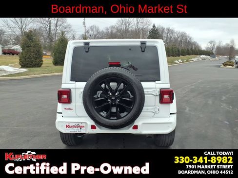Used 2023 Jeep Wrangler Unlimited Sahara AWD/4WD image 4