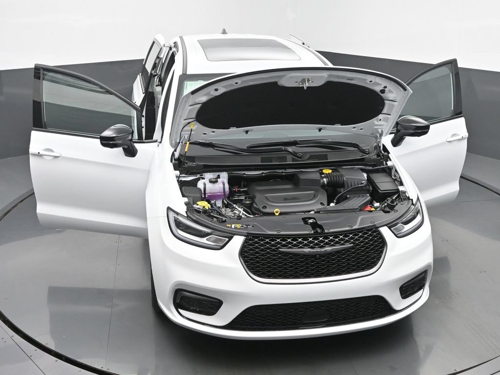 New 2026 Chrysler Pacifica Select FWD image 62