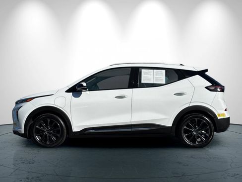 Used 2022 Chevrolet Bolt EUV Premier w/ Launch Edition image 7