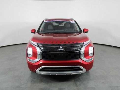 Used 2023 Mitsubishi Outlander 4WD Plug-In Hybrid image 12