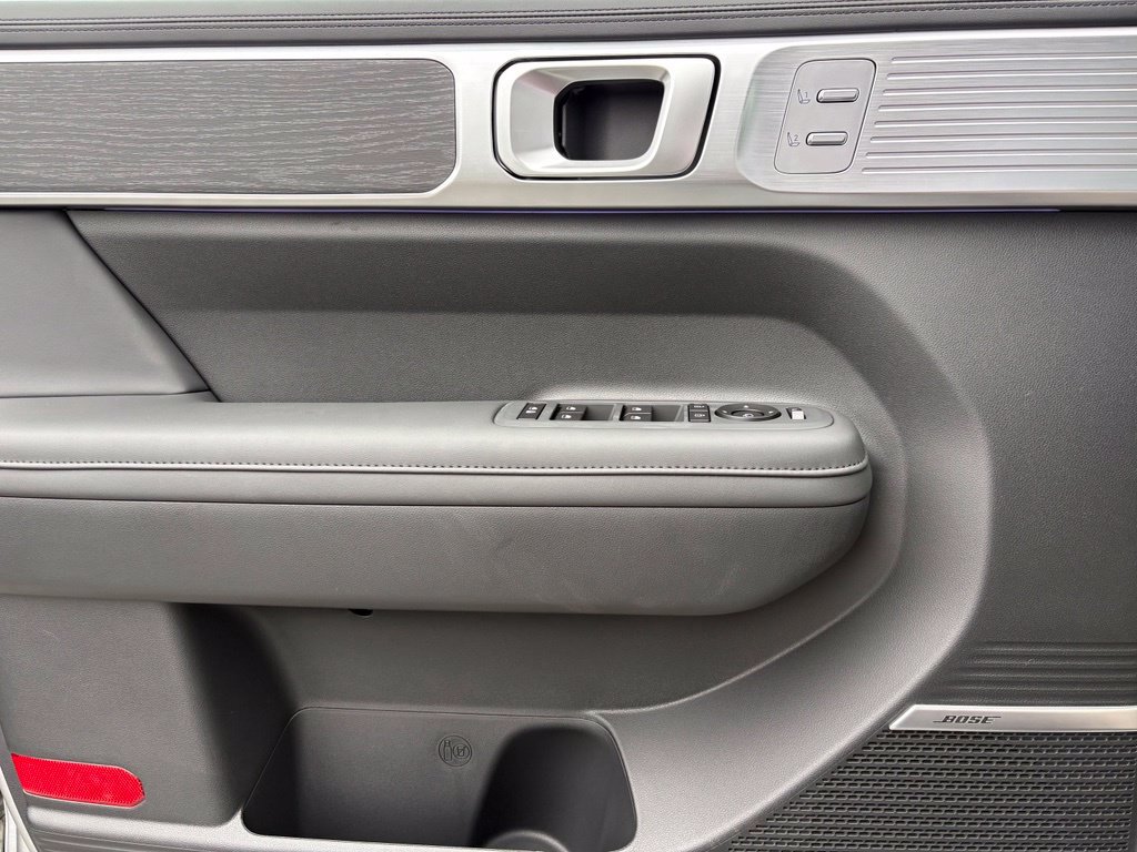 New 2027 Hyundai Santa Fe Limited FWD image 31