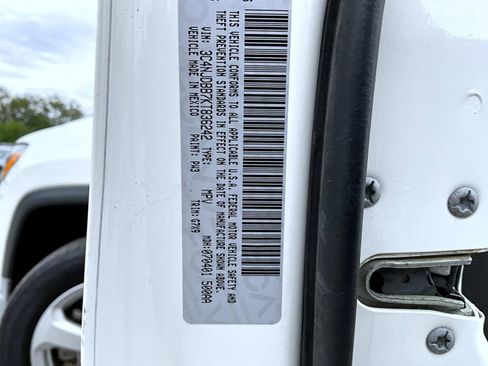 Used 2019 Jeep Compass Latitude AWD/4WD image 26
