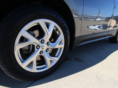 Used 2018 Chevrolet Equinox LT image 10